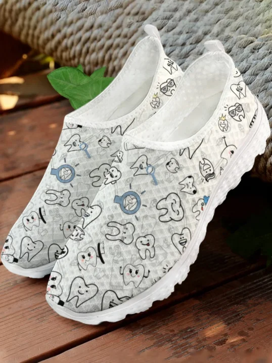 Białe sneakersy z siateczki z  – Men'S Shoes For Tennis recenzja i cena