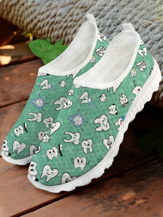 Białe sneakersy z siateczki z  – Men'S Shoes For Tennis recenzja i cena